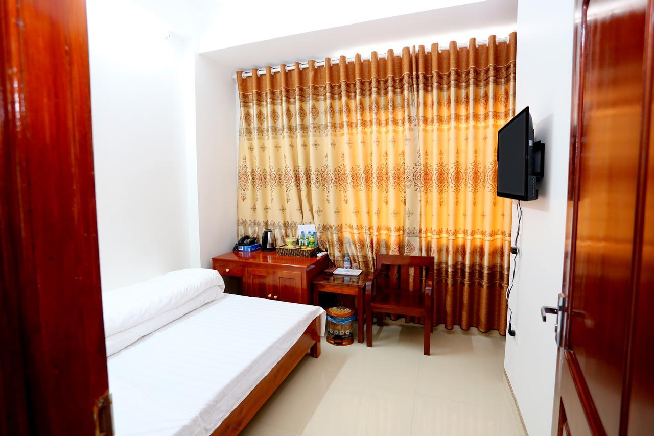 Anh Tu Hotel Ha Giang Exterior foto